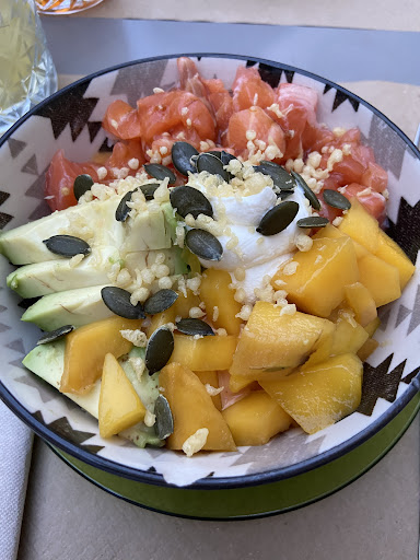 MOANA POKÉ - Visual
