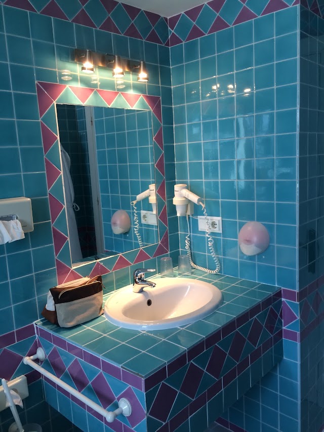 Mikasa Suites & Spa