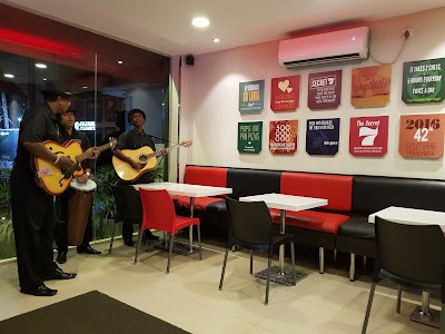 Photos of Pizza Hut - Peradeniya