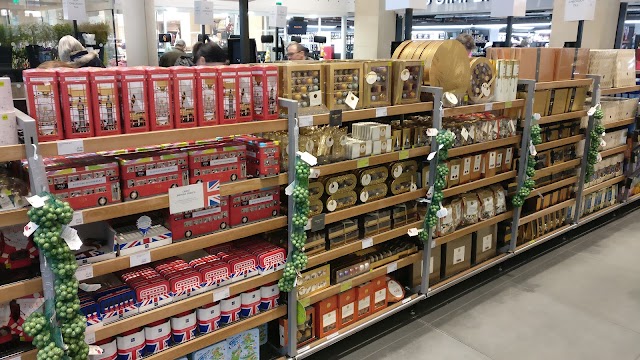 M&S London Paddington Rail Simply Food