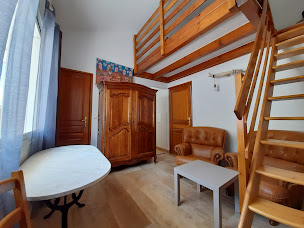 Photo n°15 de Chambre d'hôtes l'Ecrin de Verdure de Rives, la nature aux portes de Voiron à Rives (Piscine)