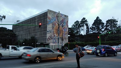 Photos of Parada Facultad de Derecho