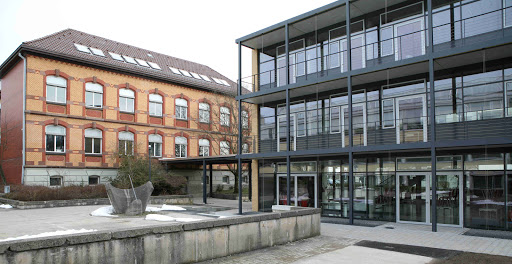 Feintechnikschule mit TG Schwenningen - Thumbnail