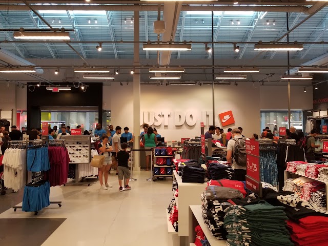 Nike Factory Store - Miami