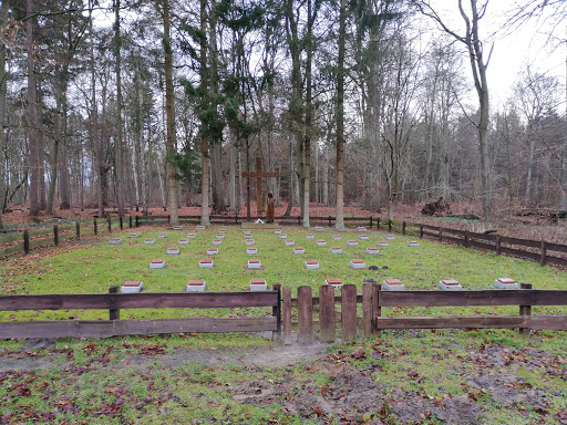 Lazarettfriedhof am Jagdschloss Gelbensande - Thumbnail