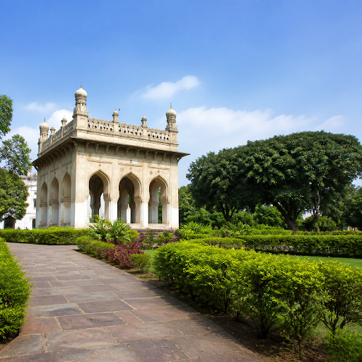 Planning to explore Hyderabad’s charm around Kachiguda on foot? Silk White Hotel is perfectly pla… post image