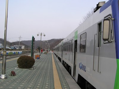 Photos of Sintan-ri Station