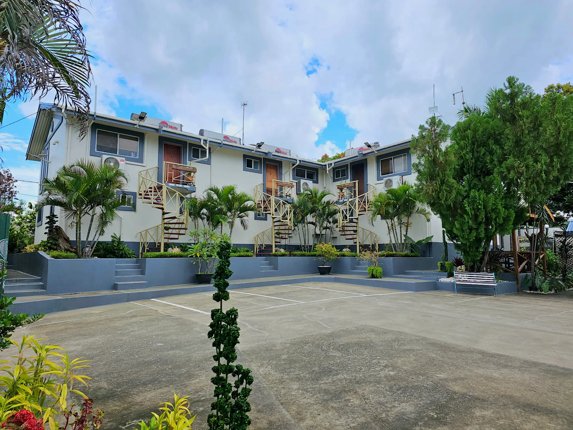 Sanalae Apartments