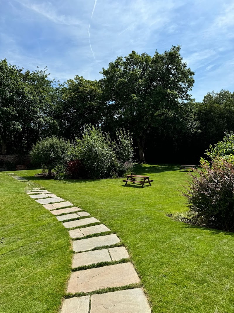 Crossway Estates photo 2