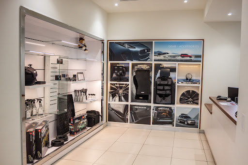 Jaguar Land Rover Fresno Gallery - United States