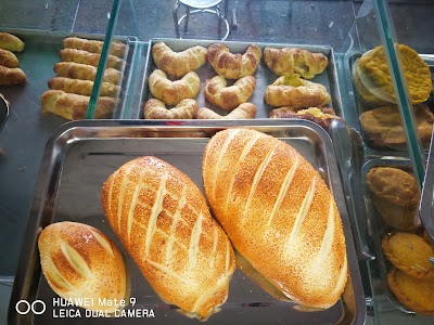 Photos of Panaderia la Exposicion del Pastel