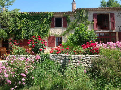 Photo de Mas d'Estieu | Luxury Family Holiday House Accommodation Pool Spa Cucuron South Luberon Provence à Ansouis (84240)