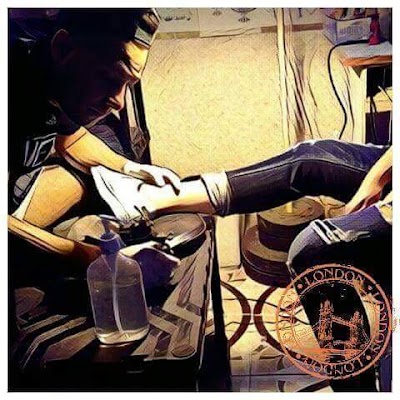 Photos of Santos & Pecadores Tattoo