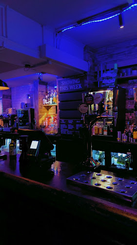 greeneking-pubs.co.uk