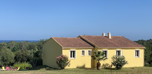 Photo de Villa Saviezza : Villa T4,150M plage, piscine chauffée au calme avec jardin, port de plaisance en Haute-Corse à Cervione (20221)