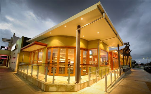 Henry Rous Tavern