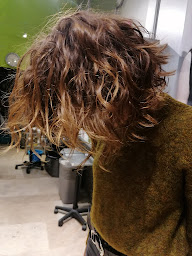 Photo n°12 de Free Look Concept à Lyon (Salon de coiffure)