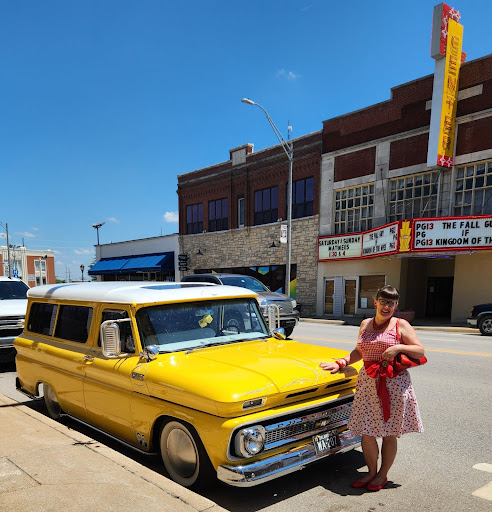 Vinita Antique Mall on Route 66 & Jefferson Highway Gallery - United States