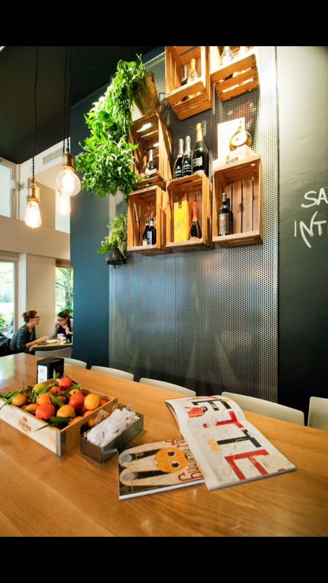 Niro Meet Bar