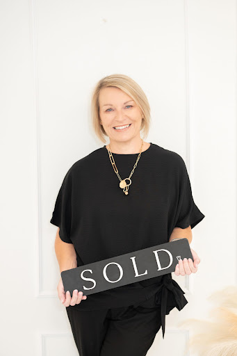 Nikki Ansons, REALTOR® - United States