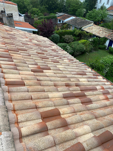 Photo de Sterle Couverture à Bordeaux (33000;33100;33200;33300;33800)