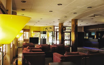 Photos of Roodaki Hotel