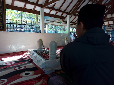 Photos of Makam KH. SOLEH DARAT