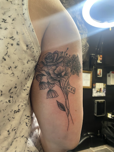 Seven Ink Tattoos And Piercings - Thumbnail