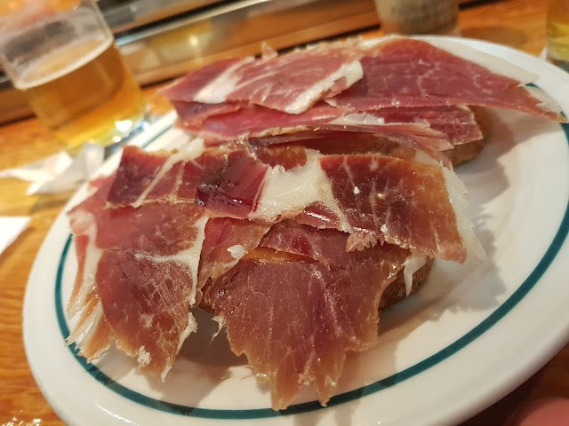 Refra Restaurant
