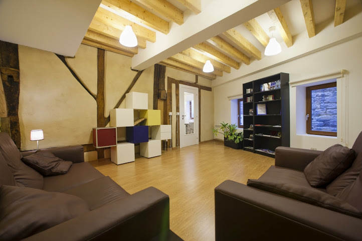 Santa Maria Katedralaren Aterpetxea by null