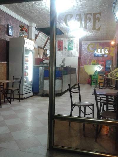 Photos of Caf&eacute; Maouche