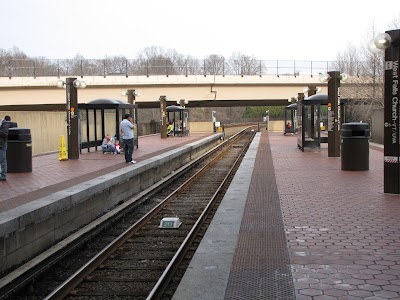 West Falls Church Metro Station