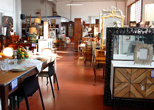 Mercatino USATO Franchising Arezzo Gallery - Italy