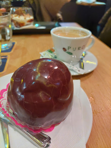 Café CinQ Gallery - Netherlands