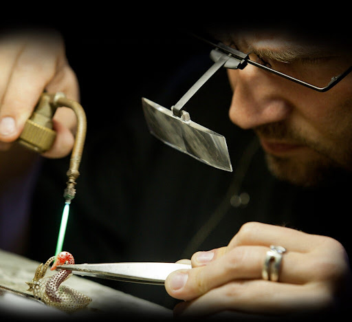 DAVIDE MAULE JEWELS Laboratorio Artigianale Creazione Gioielli Esclusivi Fedi Nuziali Anelli di Fidanzamento Diamanti