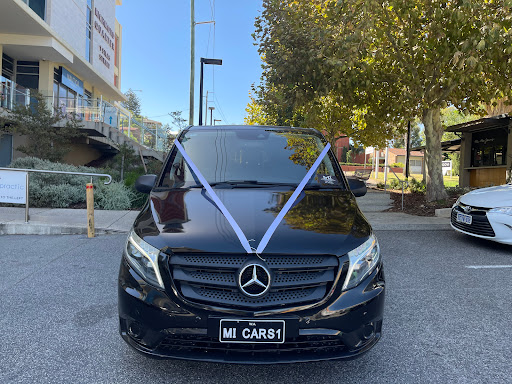 M & I Luxury Charters - Luxury Airport Transfers Perth - Thumbnail