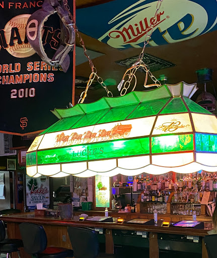Lucke's Saloon - Visual