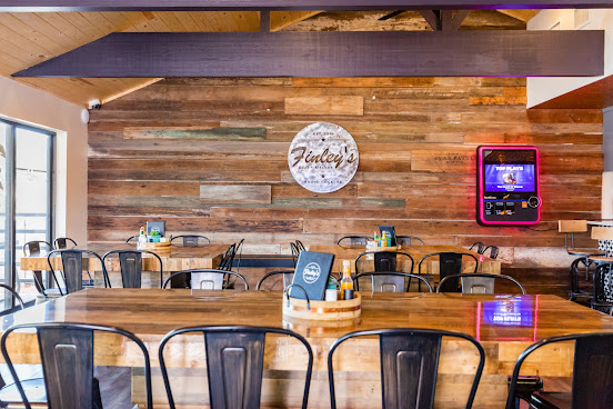 Finley's Round Rock by null