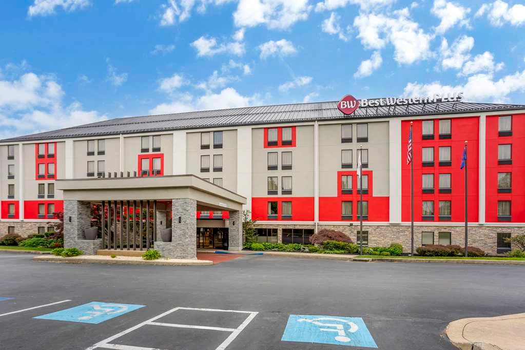Best Western Plus Heritage Rail Inn & Suites