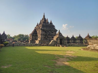 Photos of Candi Sari