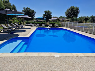 Photo n°2 de CAMPING L'EAU VIVE à Les Églisottes-et-Chalaures (Terrain de camping)