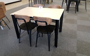 Photo n°27 de 4 PIEDS Rouen - Barentin à Barentin (Magasin de meubles)