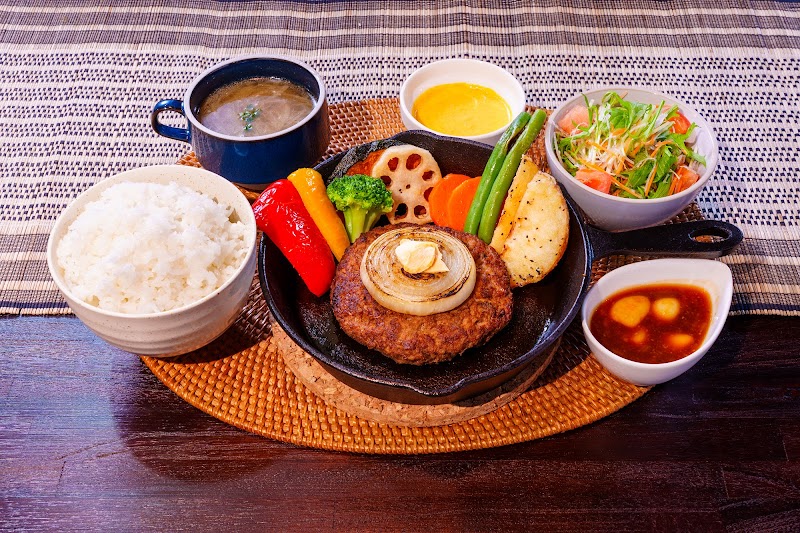 スパイスカレー＆ハンバーグComeCome