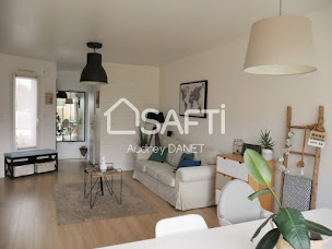 Photo n°7 de Audrey DANET - Conseiller immobilier SAFTI - La Chapelle sur Erdre à La Chapelle-sur-Erdre (Conseiller)