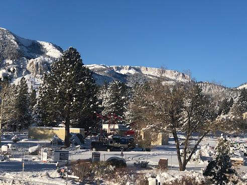 The Mammoth Creek Inn by null