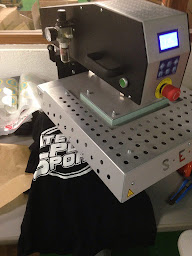 Photo n°3 de Atelier Plus Sports à Marseille (Magasin de vêtements de sport)