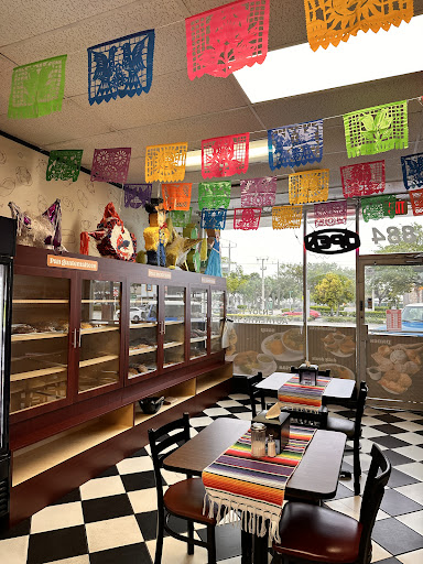 La Casa Del Pan Bakery & Restaurant - Thumbnail