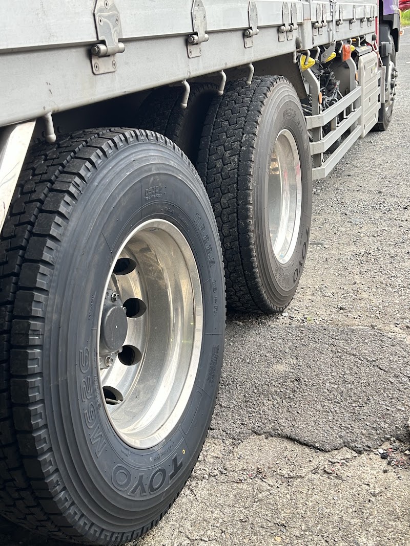 九州タイヤサービス