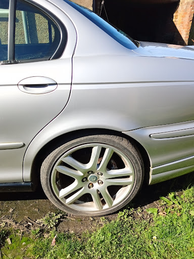 SMJ Tyre Service Limited - Thumbnail