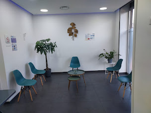 Photo n°1 de Denteka - Centre dentaire Villiers sur Marne à Villiers-sur-Marne (Parodontiste)